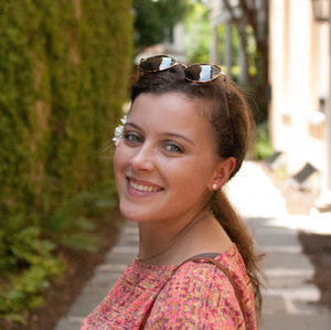 Meet your Posher, Emily